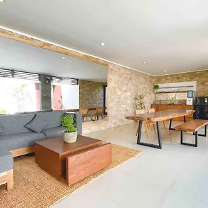  Villa Cari Surf Indonesia
