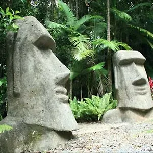  Lodge Rainforest Hideaway Australia
